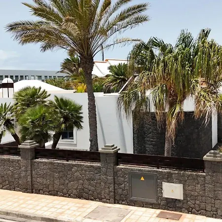 Sleeps 6 With Sauna Vila *