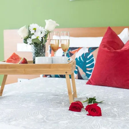 Sleeps 6 With Pool Private & Sauna Playa Blanca (Lanzarote)